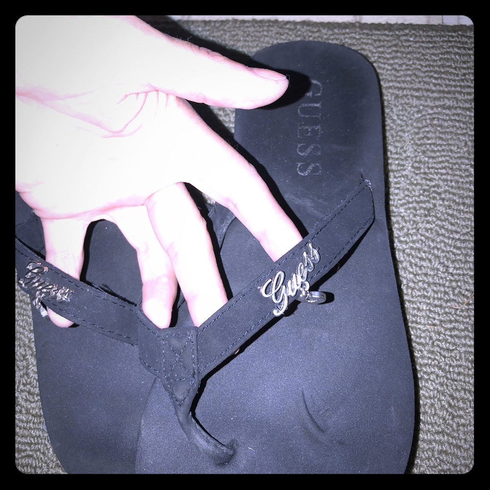 Guess sandals
